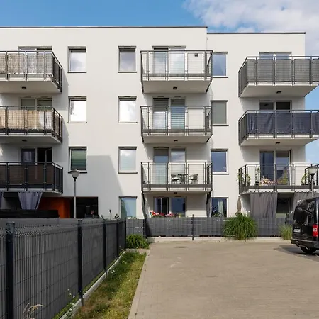 Appartement Szlachecka With Balcony & Parking By Renters Warschau